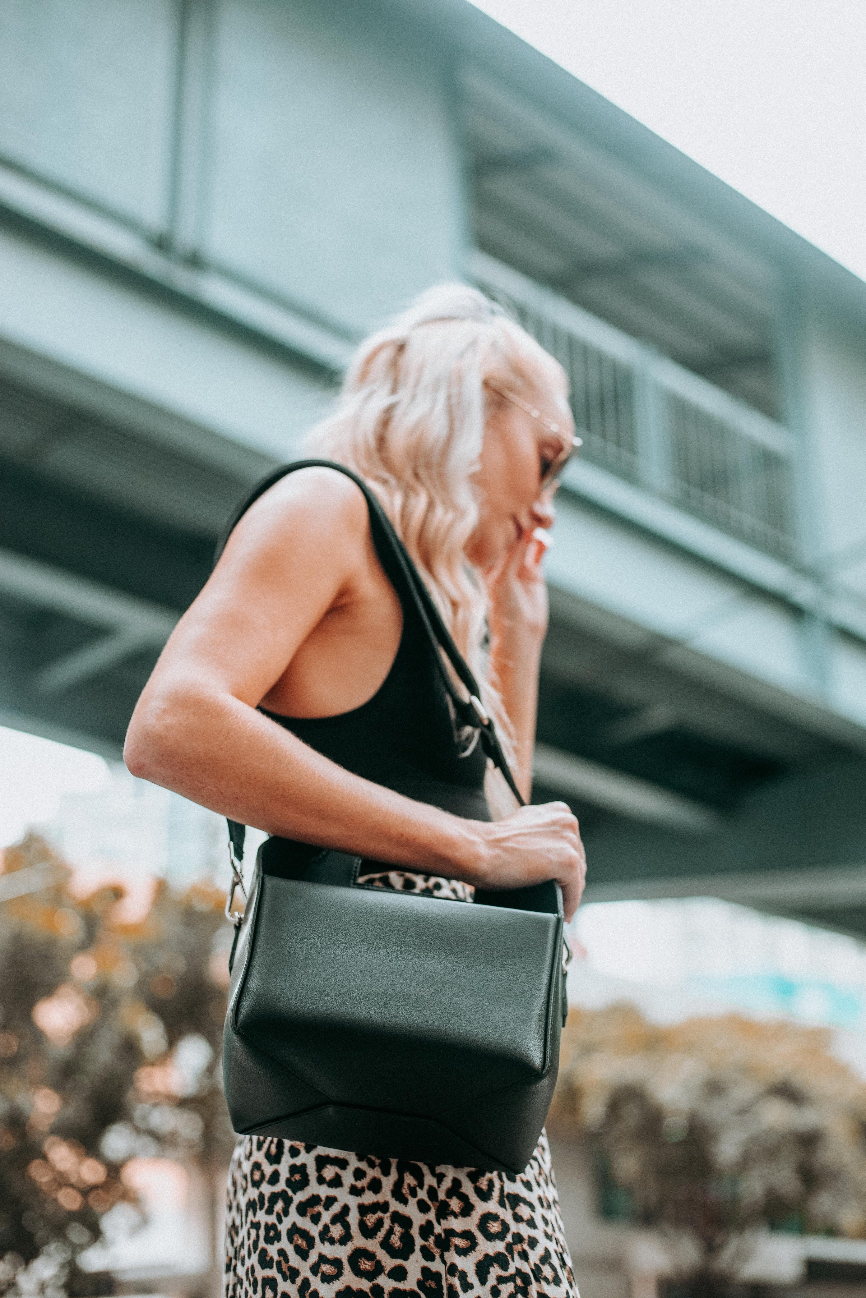 CHELSEA VEGAN LEATHER SLING BAG BEIGE